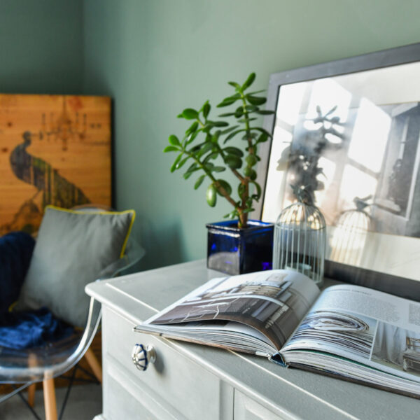Calming-green-bedroom-interior-with-modern-décor-and-cosy-textiles-emma-martin-interiors-nottingham