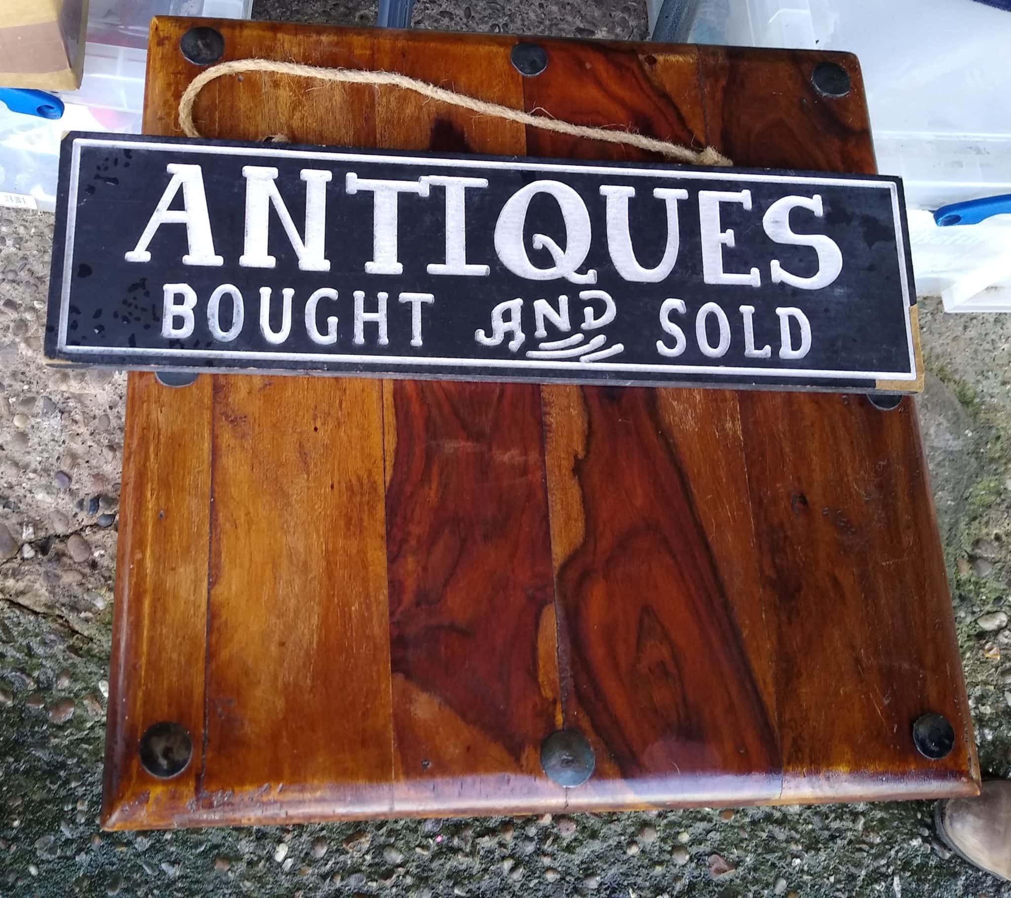 Decorating with antiques