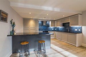 Open-plan-kitchen-design-emma-martin-interiors