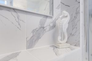 Light-texture-and-colour-bathroom-design