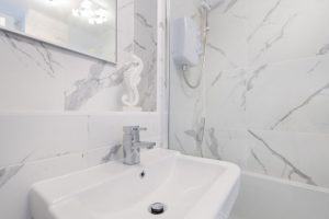 Minimalist-and-pale-bathroom-design-emma-martin-interiors
